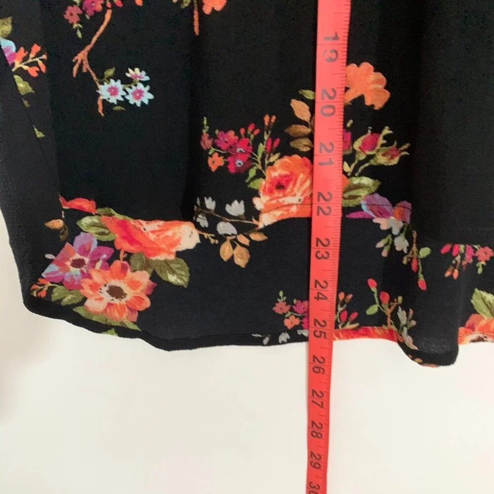 Torina Black Floral Flowy‎ V-Neck Zip Accent Size Large Business Casual - Picture 6 of 13